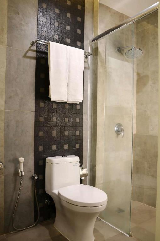 Biz Boulevard Hotel Манадо Екстер'єр фото